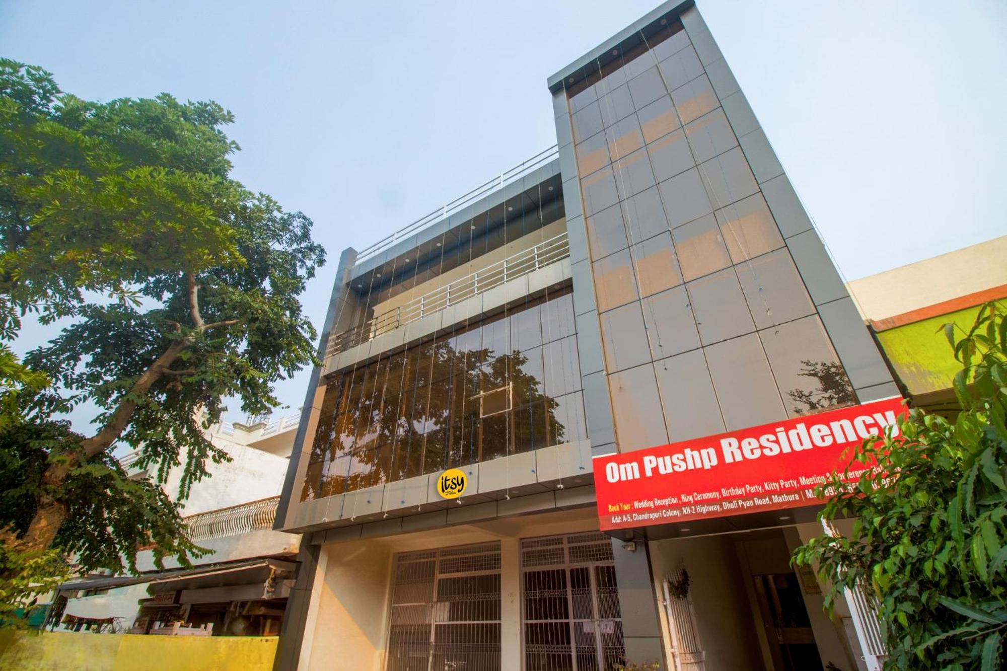Hotel O Om Pushp Residency Mathura Exterior foto