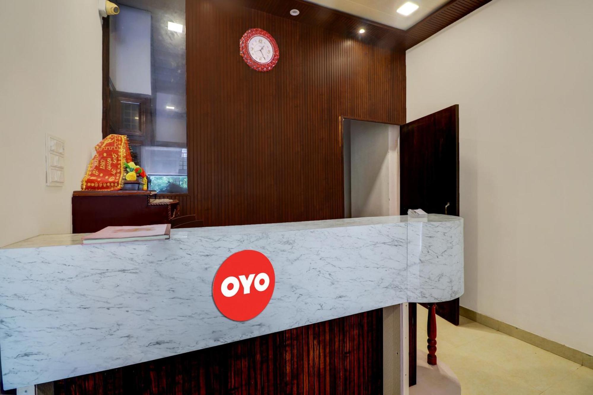 Hotel O Om Pushp Residency Mathura Exterior foto